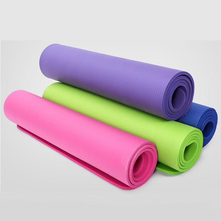 tham-tap-yoga-gia-re-a